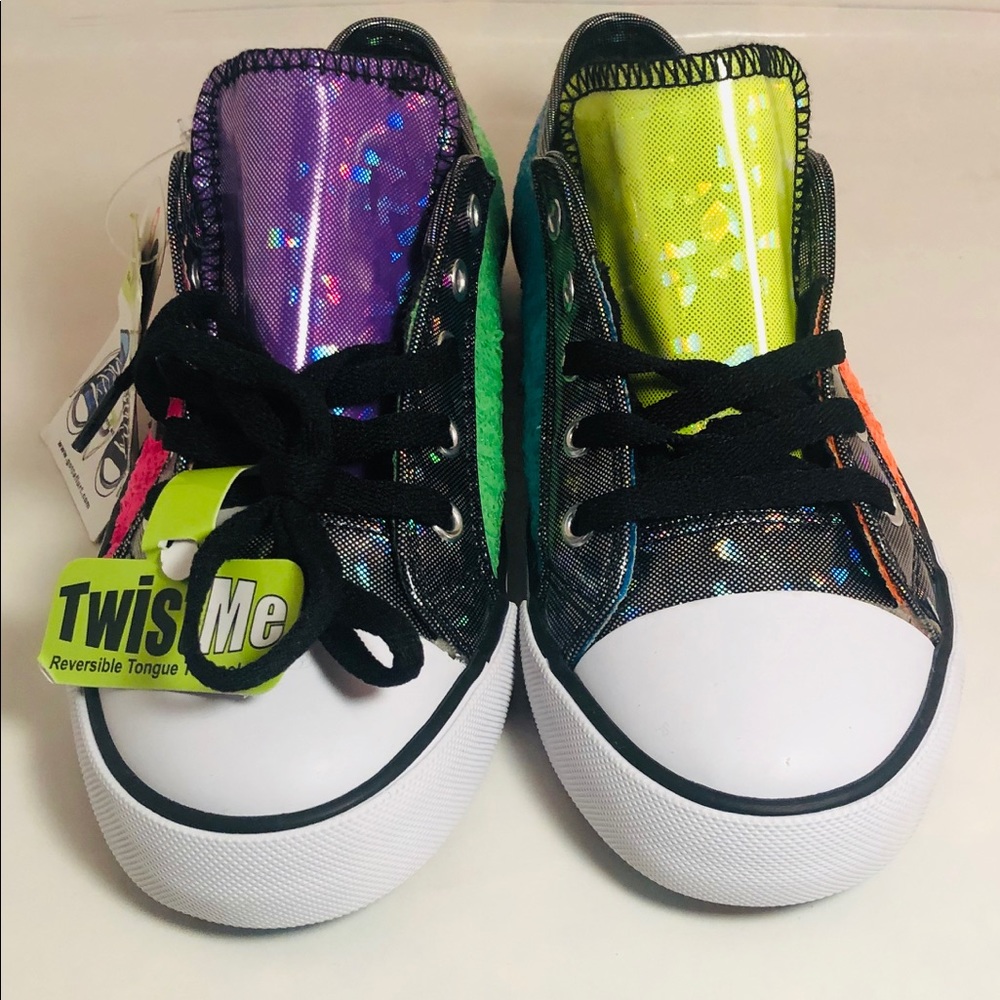 Gotta Flurt low tops